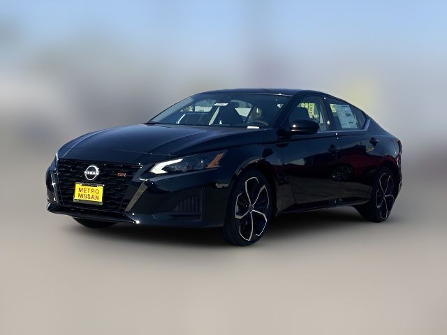 2025 Nissan Altima SR