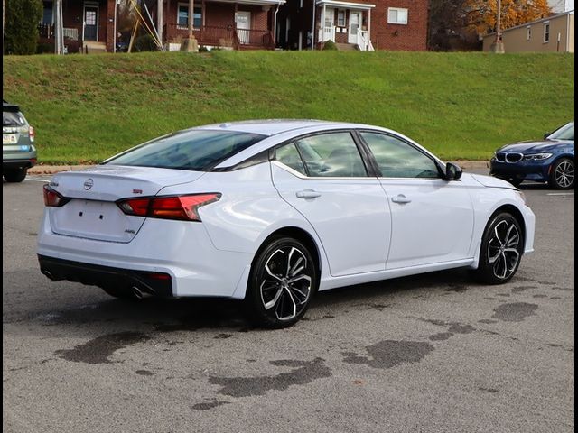 2025 Nissan Altima SR