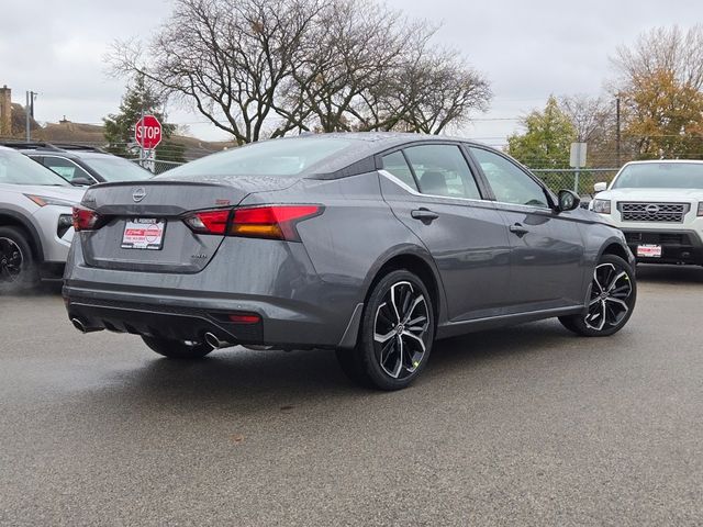 2025 Nissan Altima SR