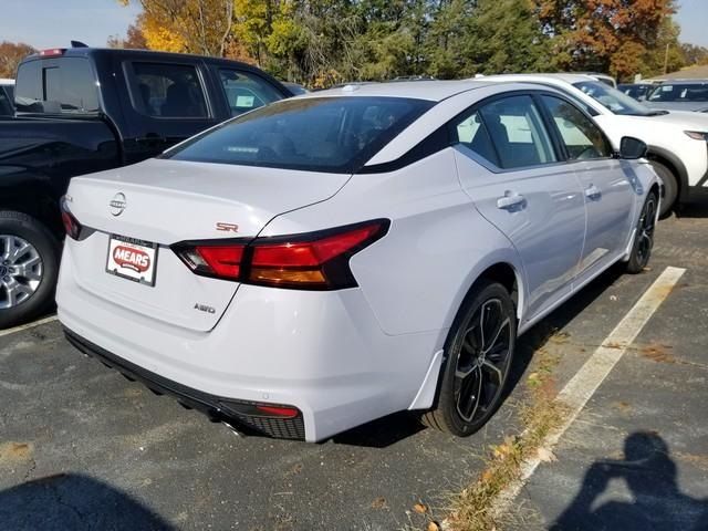 2025 Nissan Altima SR