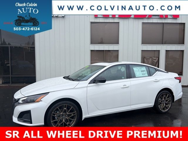 2025 Nissan Altima SR