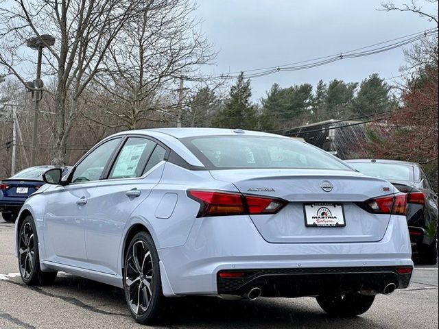 2025 Nissan Altima SR