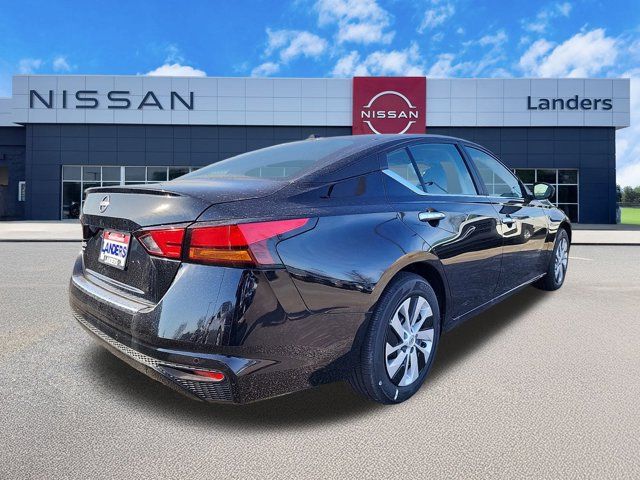 2025 Nissan Altima S
