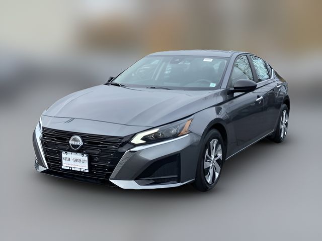 2025 Nissan Altima S