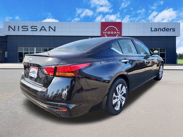 2025 Nissan Altima S