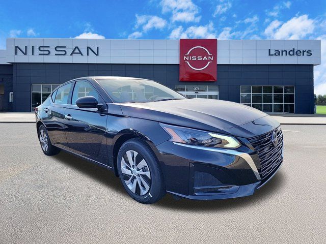 2025 Nissan Altima S