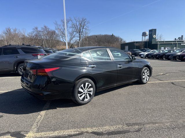 2025 Nissan Altima S