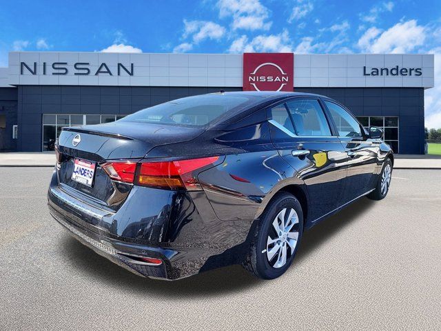 2025 Nissan Altima S