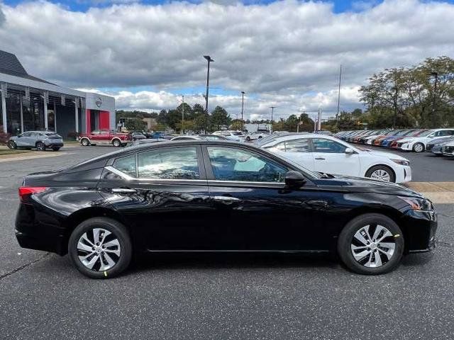 2025 Nissan Altima S