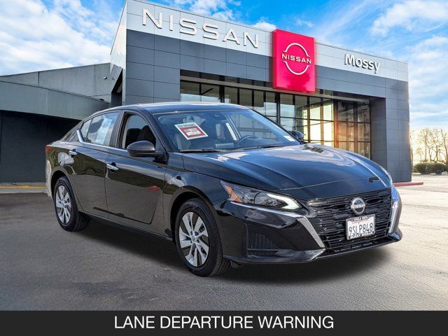 2025 Nissan Altima S