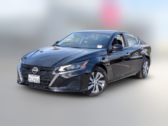 2025 Nissan Altima S