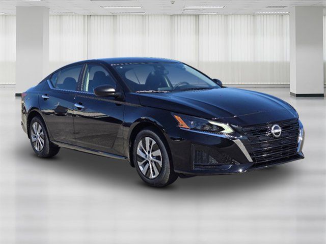2025 Nissan Altima S