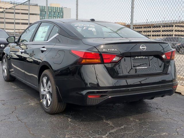 2025 Nissan Altima S