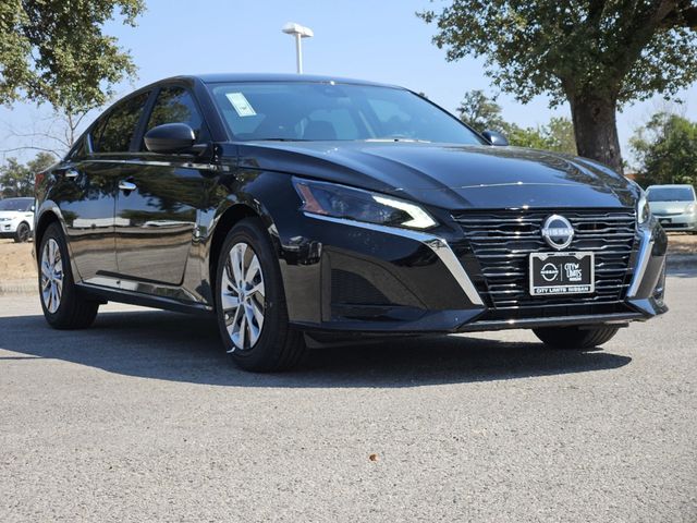 2025 Nissan Altima S