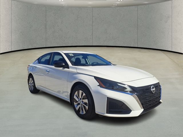 2025 Nissan Altima S