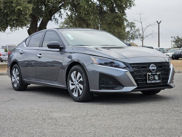 2025 Nissan Altima S