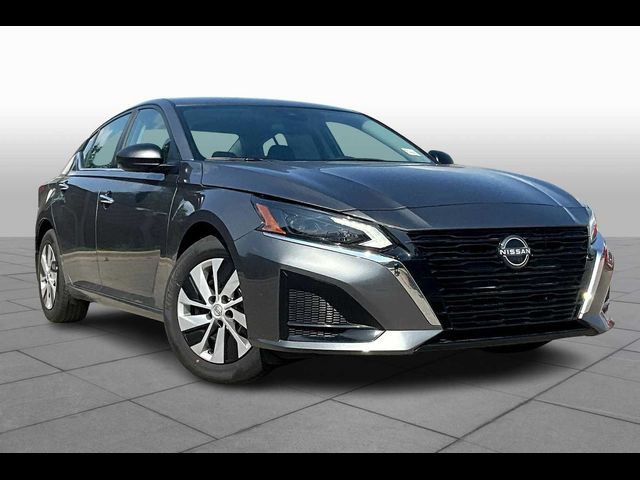 2025 Nissan Altima S