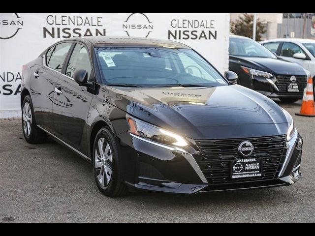 2025 Nissan Altima S