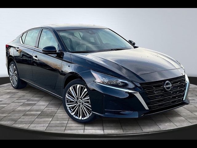 2025 Nissan Altima SL