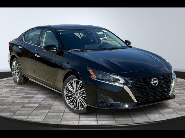 2025 Nissan Altima SL