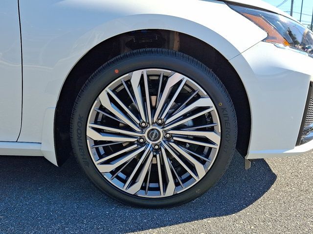 2025 Nissan Altima SL