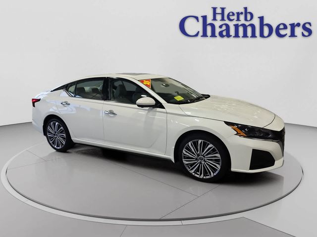 2025 Nissan Altima SL