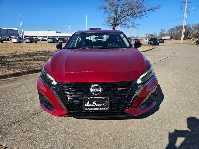 2025 Nissan Altima SR