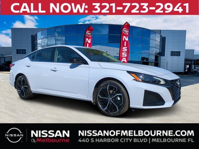 2025 Nissan Altima SR