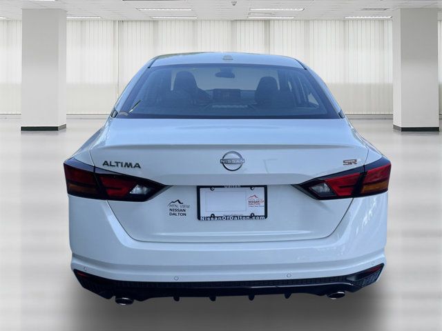 2025 Nissan Altima SR