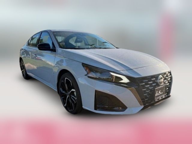 2025 Nissan Altima SR