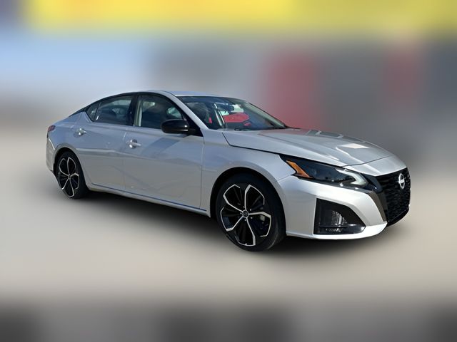 2025 Nissan Altima SR