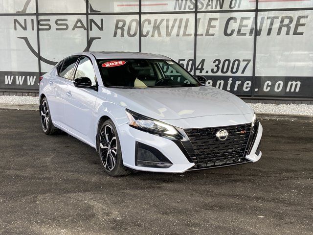 2025 Nissan Altima SR