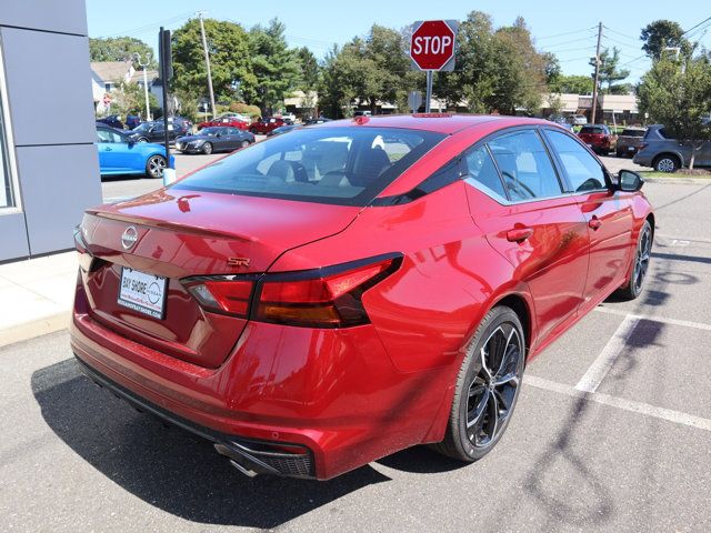 2025 Nissan Altima SR