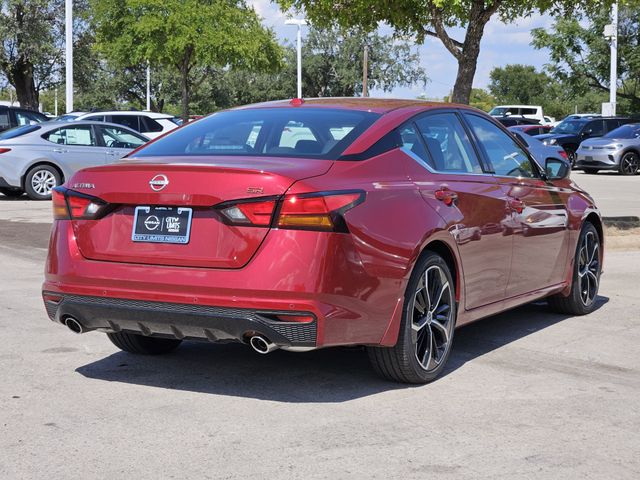 2025 Nissan Altima SR