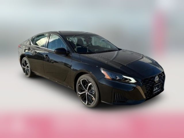 2025 Nissan Altima SR