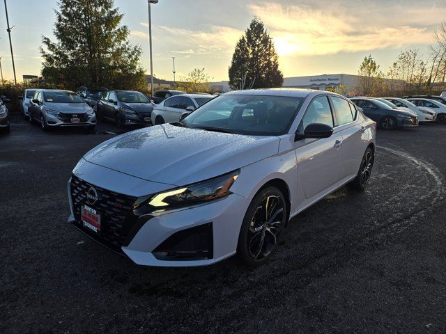 2025 Nissan Altima SR