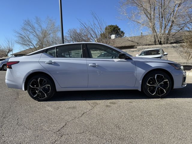 2025 Nissan Altima SR