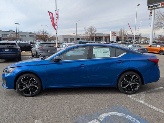 2025 Nissan Altima SR