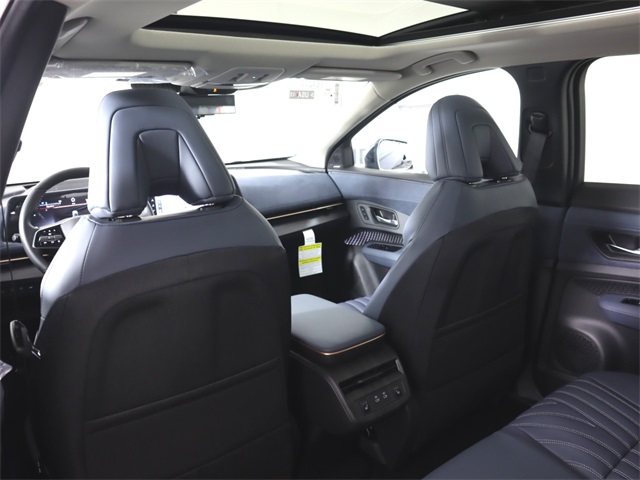 Vehicle image 25 of 39