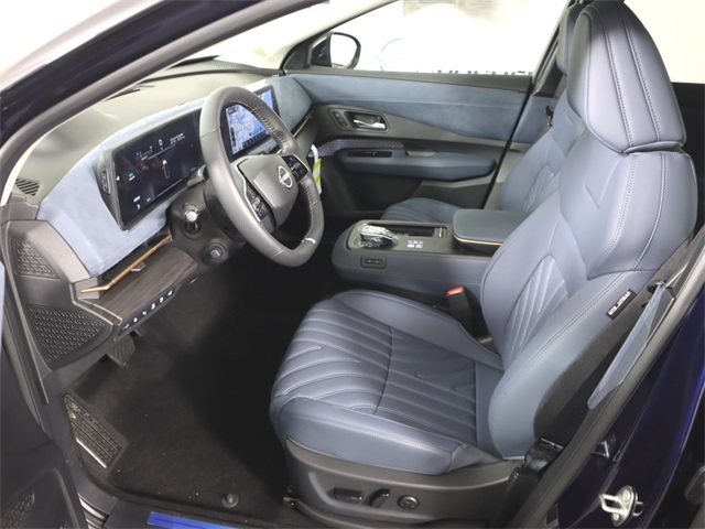 Vehicle image 19 of 39