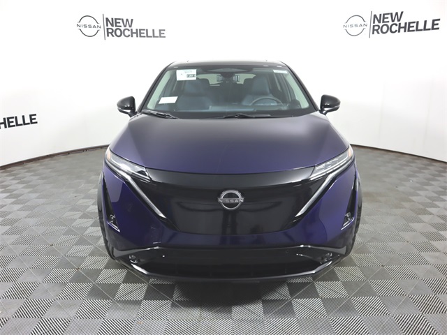 Vehicle image 3 of 39