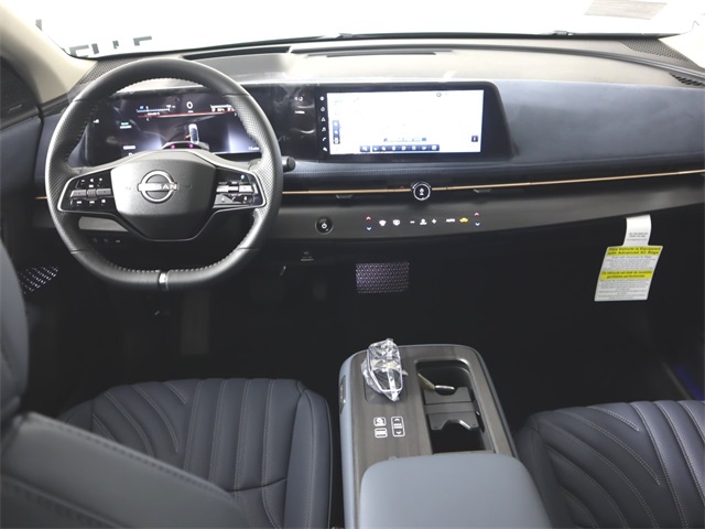 Vehicle image 23 of 39