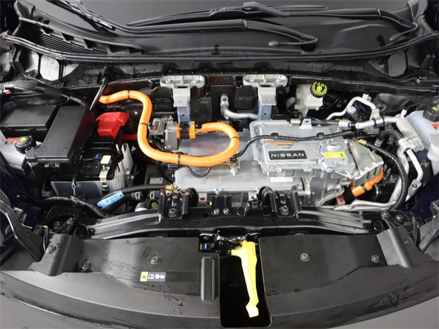 Vehicle image 36 of 39