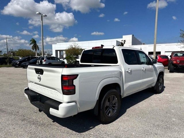 2025 Nissan Frontier SV