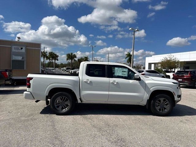 2025 Nissan Frontier SV