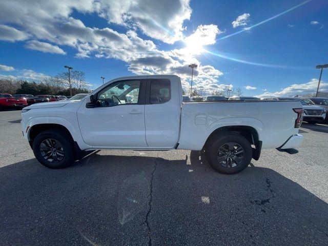 2025 Nissan Frontier SV