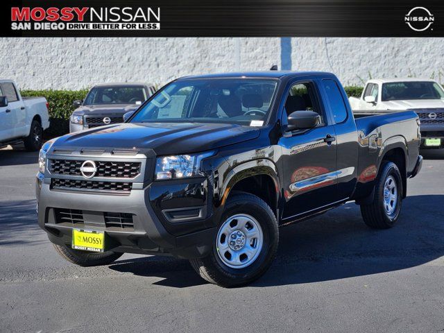 2025 Nissan Frontier S