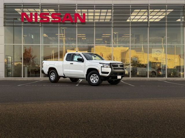 2025 Nissan Frontier S