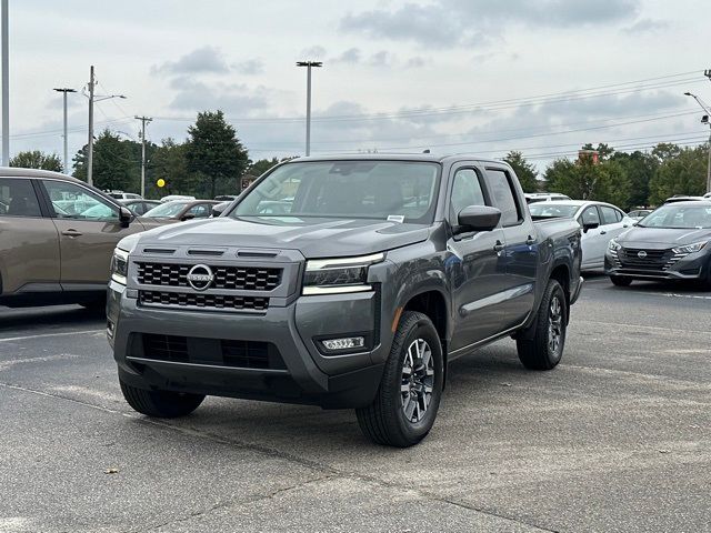 2025 Nissan Frontier SL