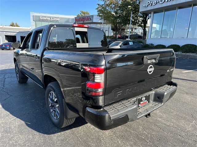 2025 Nissan Frontier SL